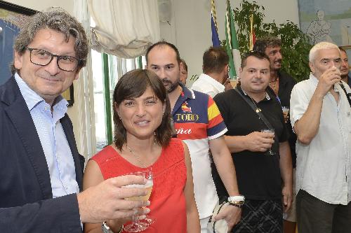 Debora Serracchiani (Presidente Regione Friuli Venezia Giulia) e Zeno D'Agostino (Presidente Autorità Sistema Portuale Mare Adriatico Orientale) al brindisi di ringraziamento in occasione della pubblicazione sulla Gazzetta ufficiale del decreto attuativo per il Porto Franco - Trieste 01/08/2017